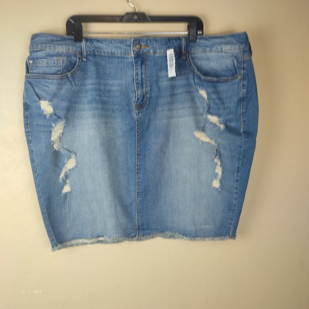 Torrid Denim Skirt Womens Plus Size‎ 26 Blue Jean Distressed Fray Hem Mini NWT